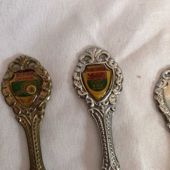 Vintage collectable mini spoons - Picture 9 of 12